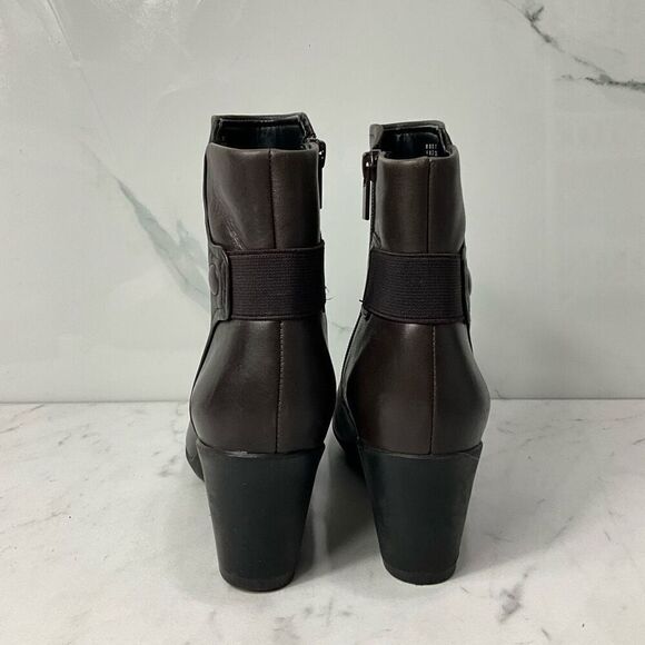 CLARKS Brown Leather Ankle Heel Booties - Picture 6 of 8